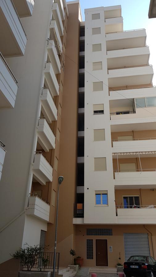 Appartamento Giallo Vlorë Eksteriør billede