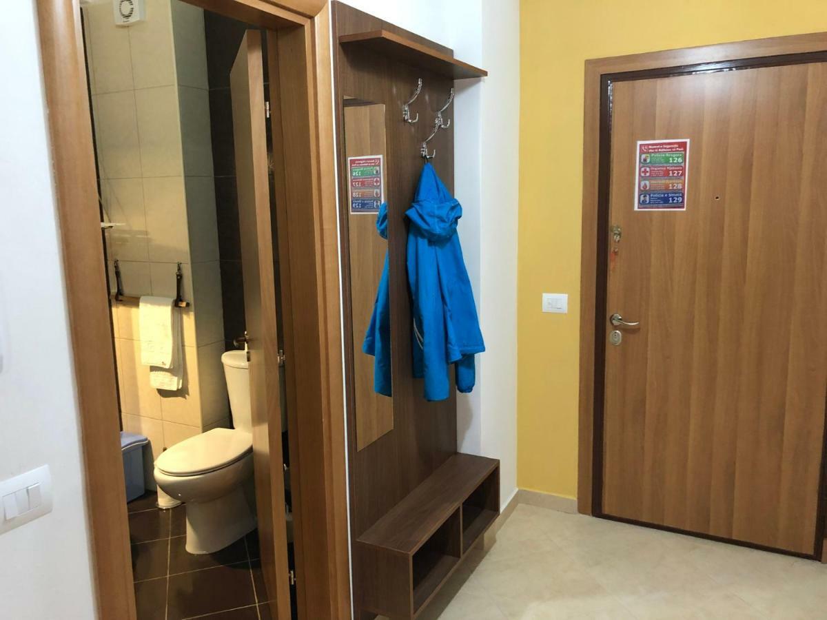 Appartamento Giallo Vlorë Eksteriør billede