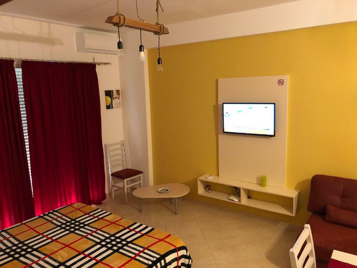 Appartamento Giallo Vlorë Eksteriør billede